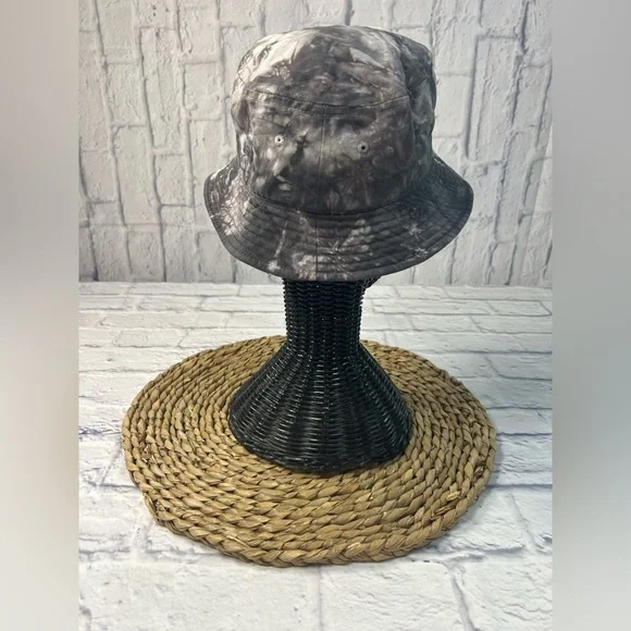 Gray Tie-Dye Bucket Hat - Picture 2 of 8